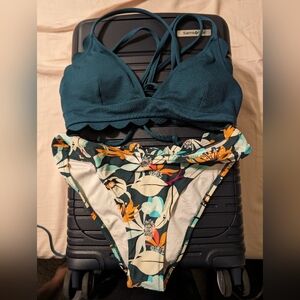 CUPSHE Bikini size Large